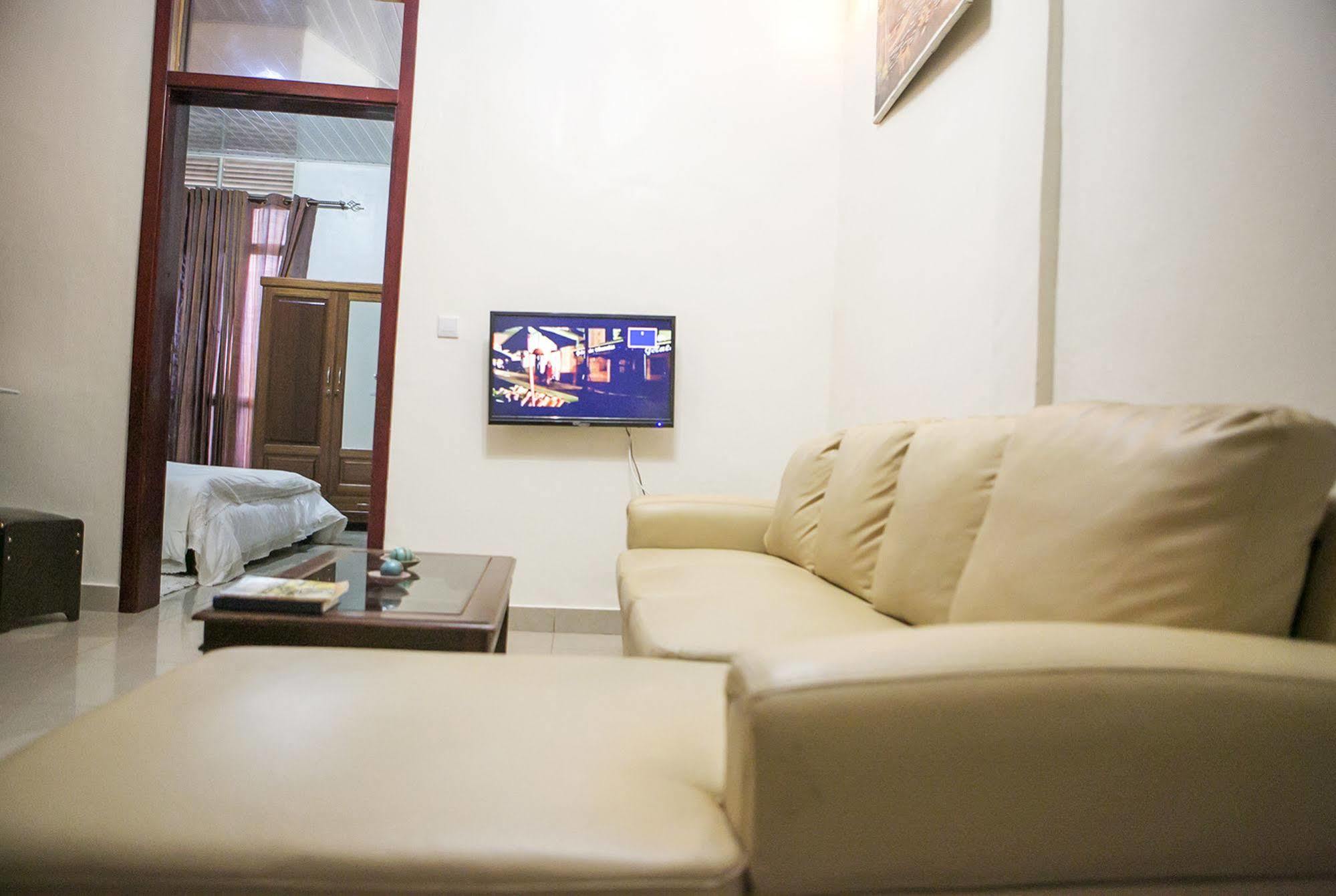St Augustine Apartment & Hotel Кигали Екстериор снимка