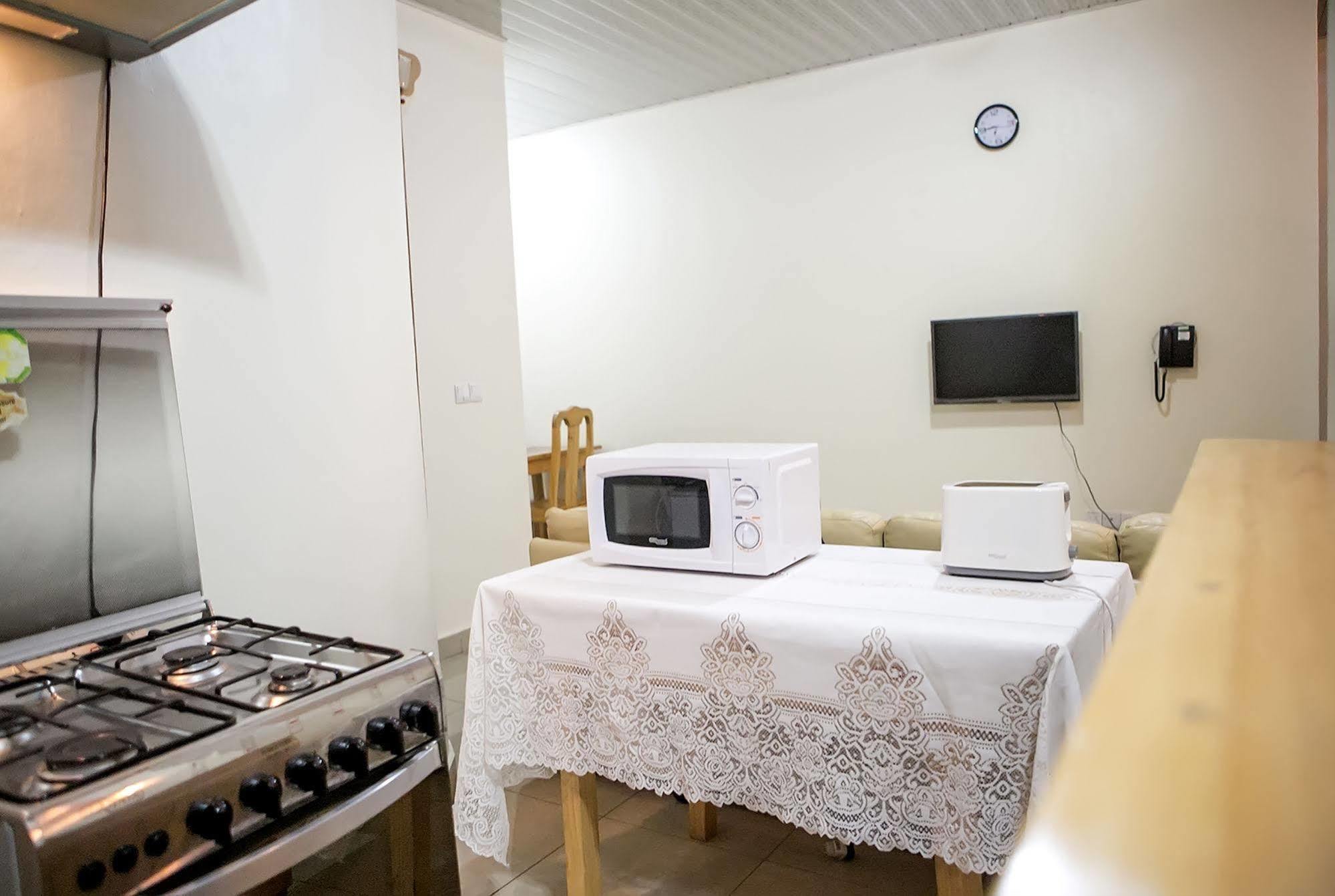 St Augustine Apartment & Hotel Кигали Екстериор снимка